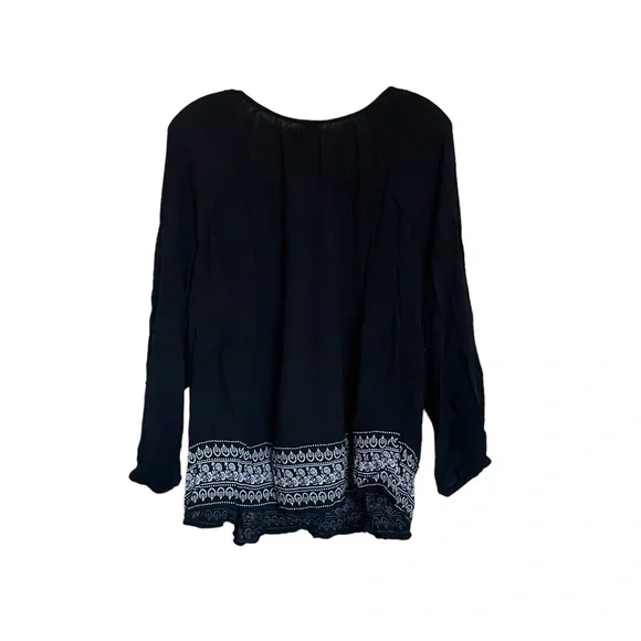 Old Navy Women’s Black and White Pheasant Long Sleeve Top Size Large - Picture 2 of 5